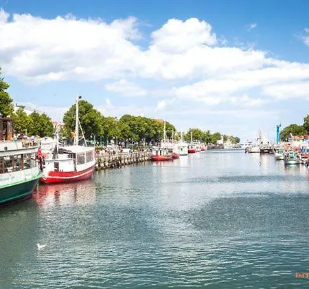 Warnemuende Jette 24676